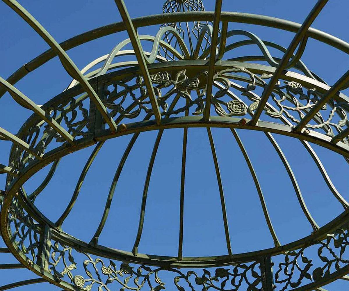 round iron gazebo material