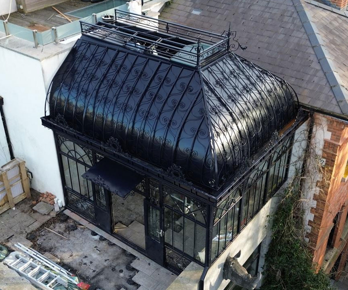 two sides lean to greenhouse