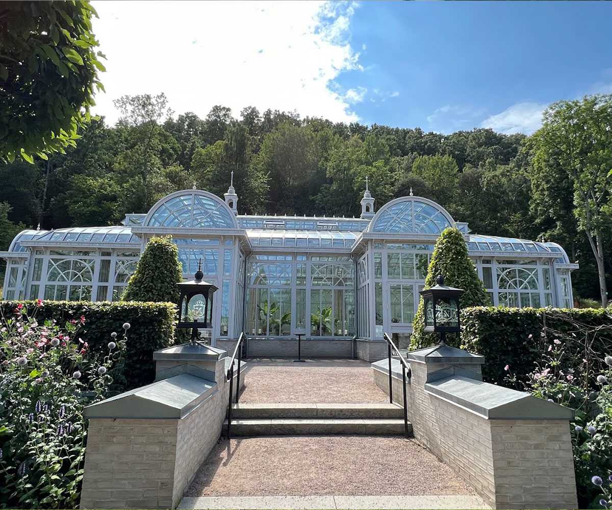 large modern style conservatory