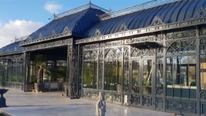 hotel-custom-greenhouse