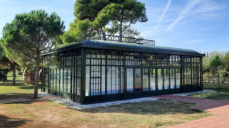 Custom Glass Greenhouse -- Project 2