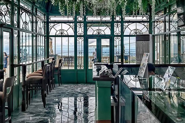 Greenhouse Restaurant
